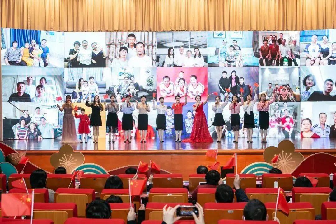 支持 PoE 供电,铭凡展出搭载英特尔 N100 处理器的 S100-N100 电脑棒